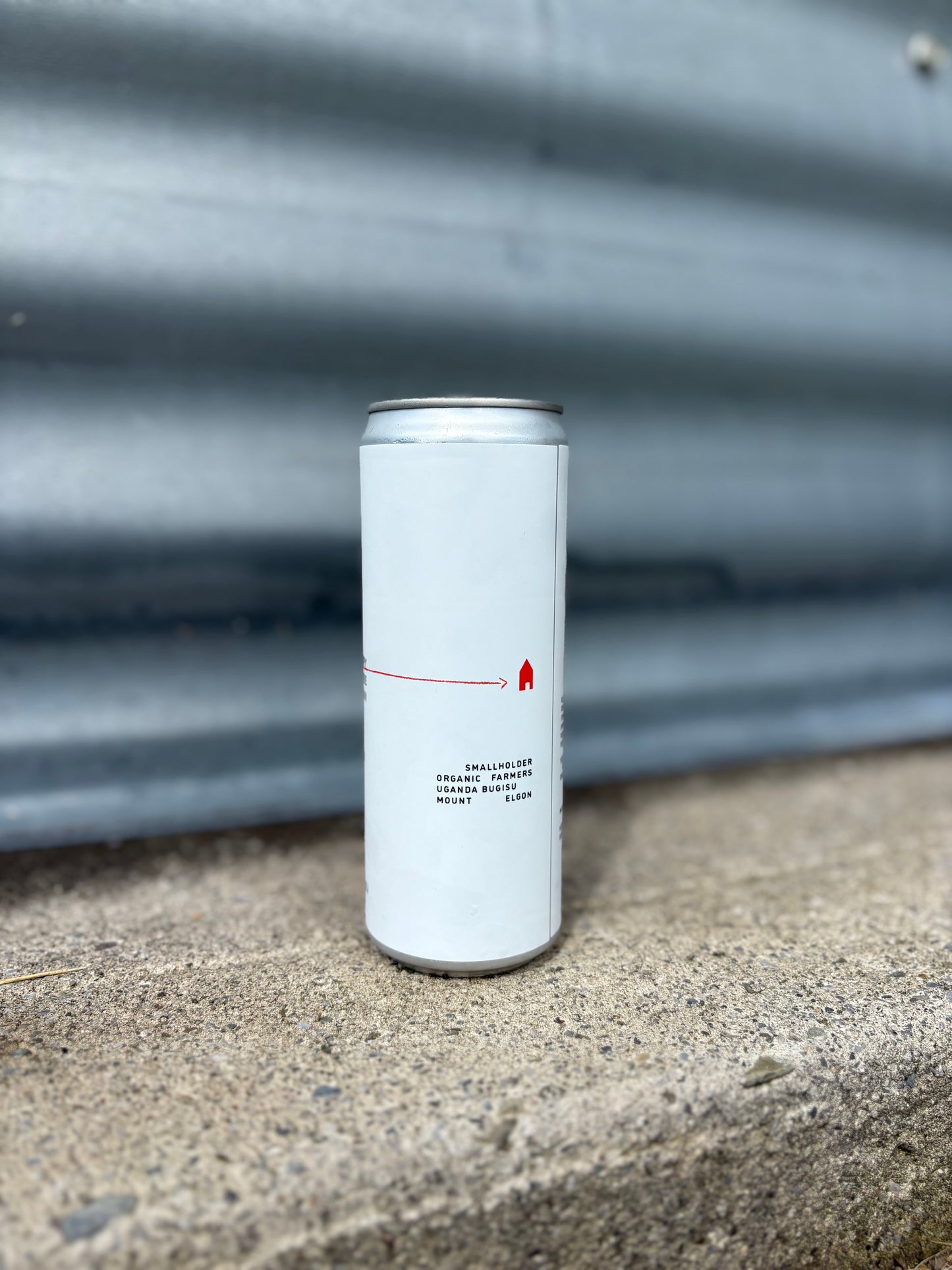 COLD BREW CAN 12 OZ black, unsweetened or oat milk and cane sugar